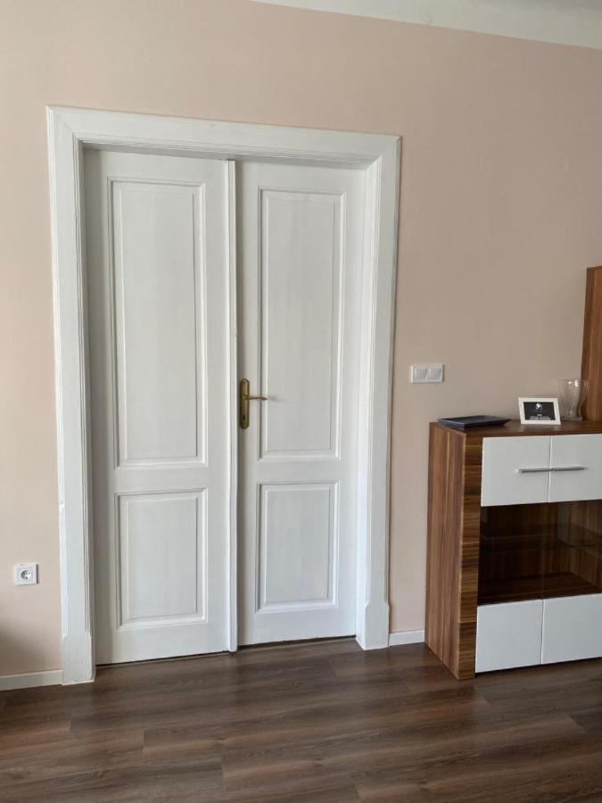 Broadway Apartments B3 Debrecen Bagian luar foto