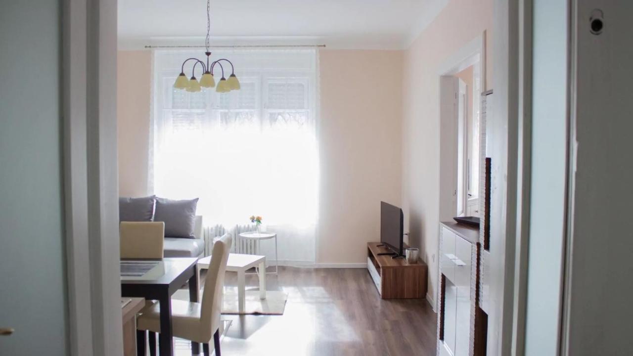 Broadway Apartments B3 Debrecen Bagian luar foto